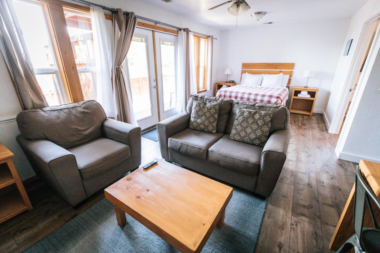View Crest Lodge Тринидад Екстериор снимка