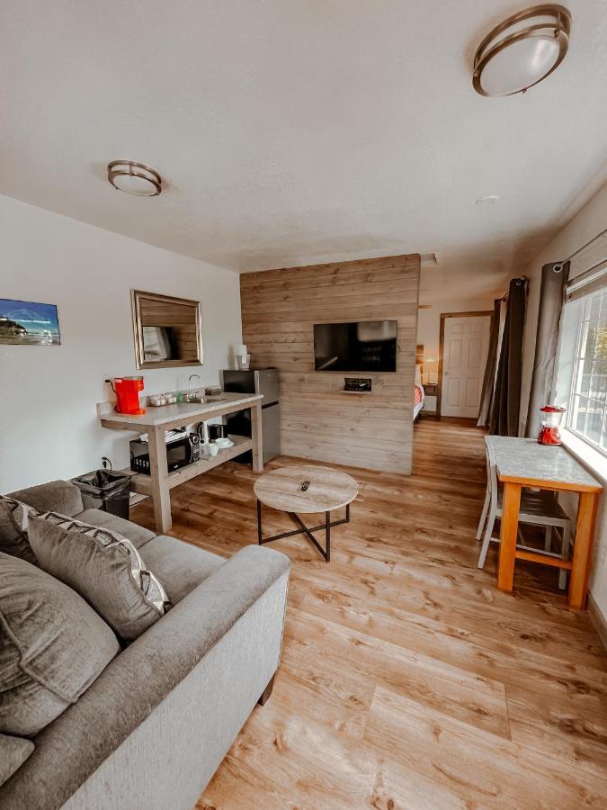 View Crest Lodge Тринидад Екстериор снимка