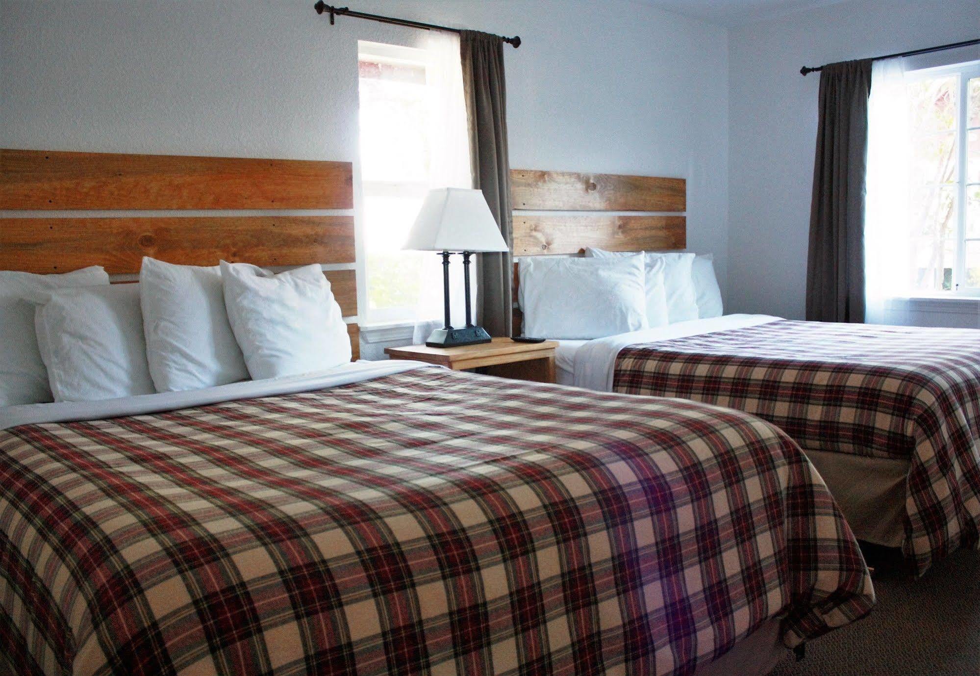 View Crest Lodge Тринидад Екстериор снимка